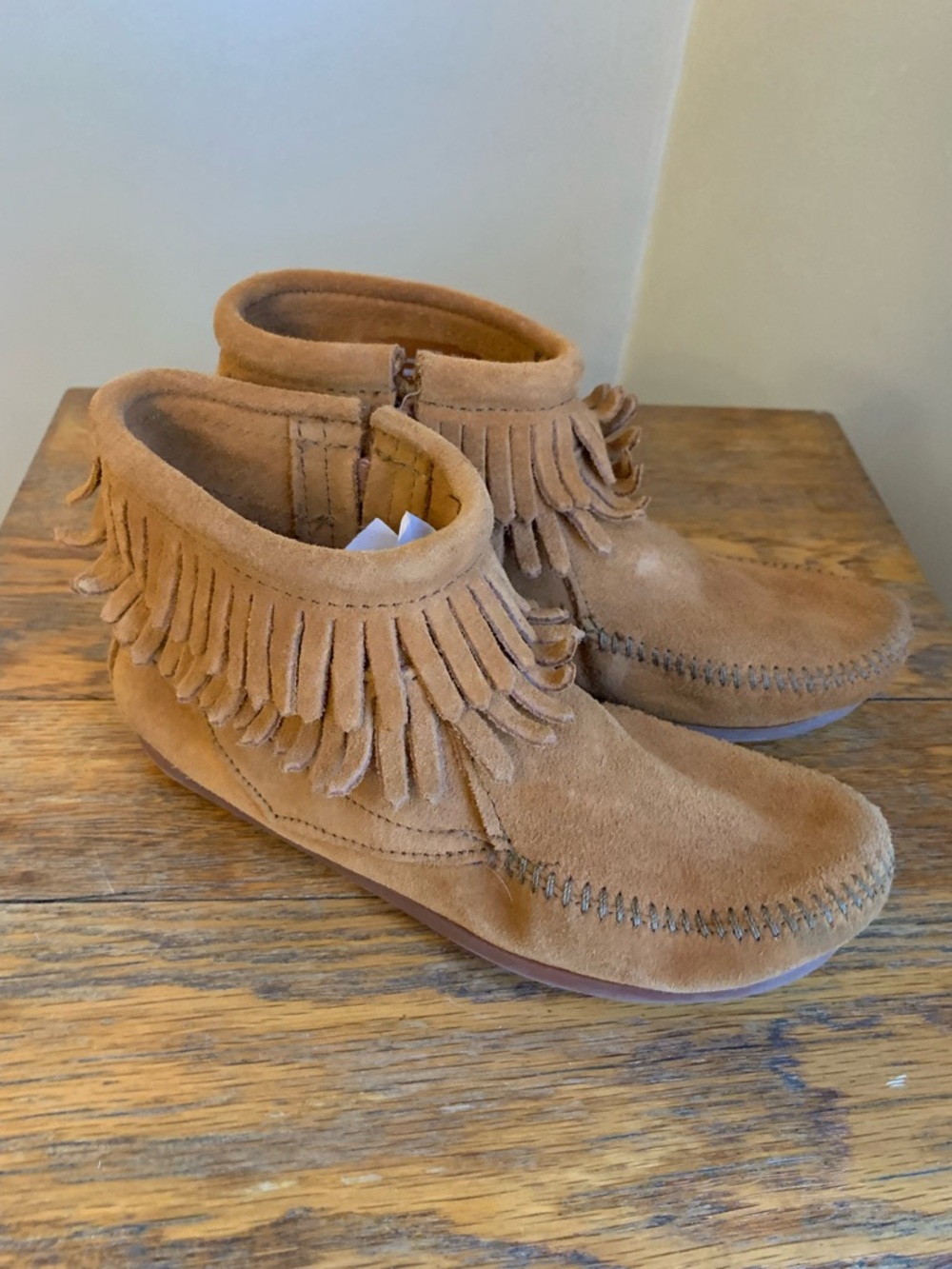 Minnetonka brown zip double fringe ankle bootie/moccasin style big kid size 3